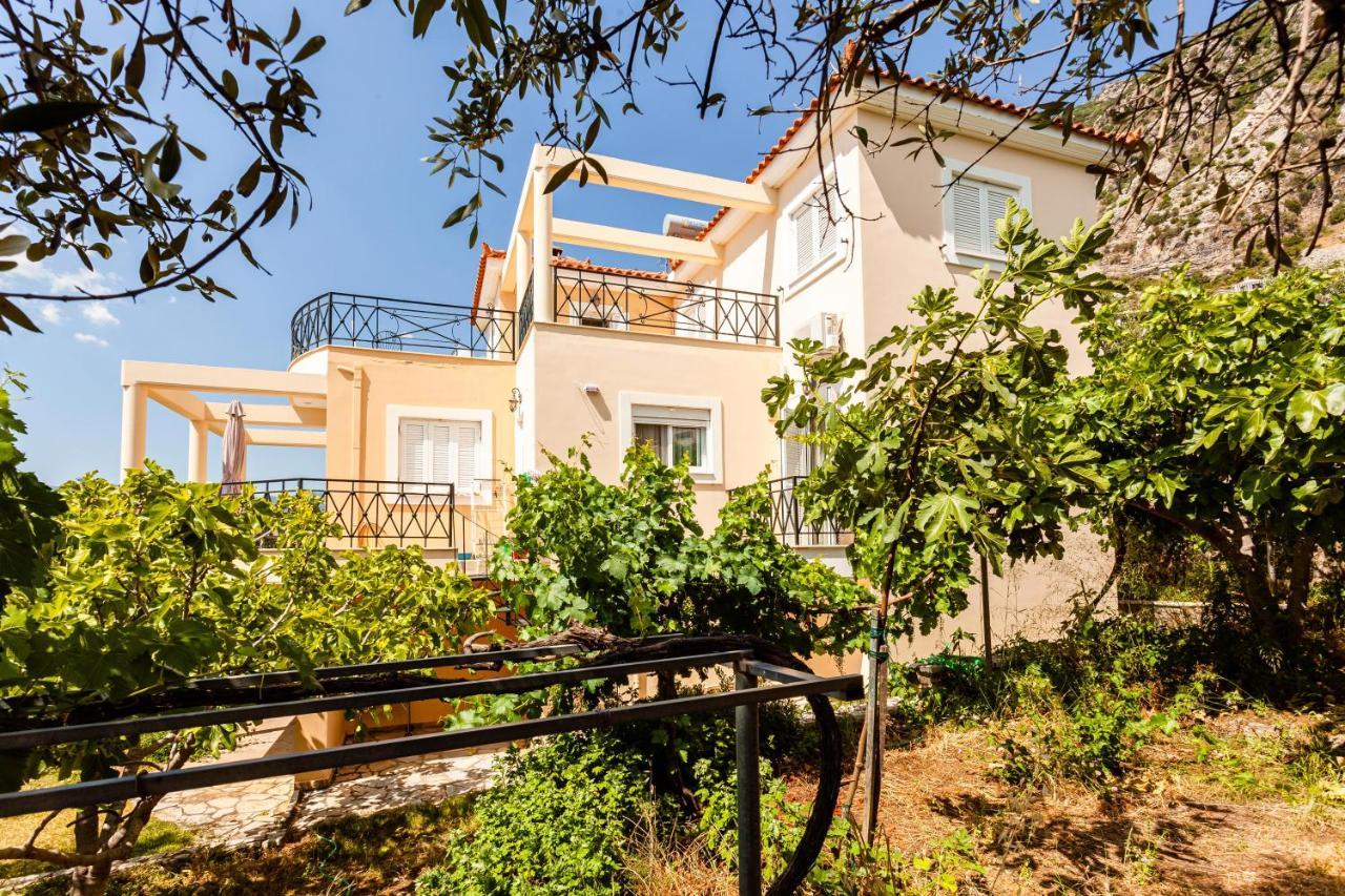 Verga Majestic Sunsets - Elegant & Secluded Retreat Kalamata Exterior photo