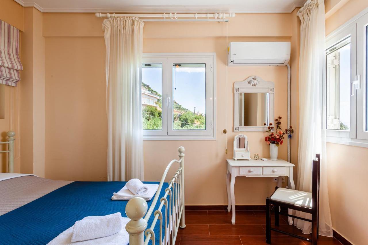 Verga Majestic Sunsets - Elegant & Secluded Retreat Kalamata Exterior photo