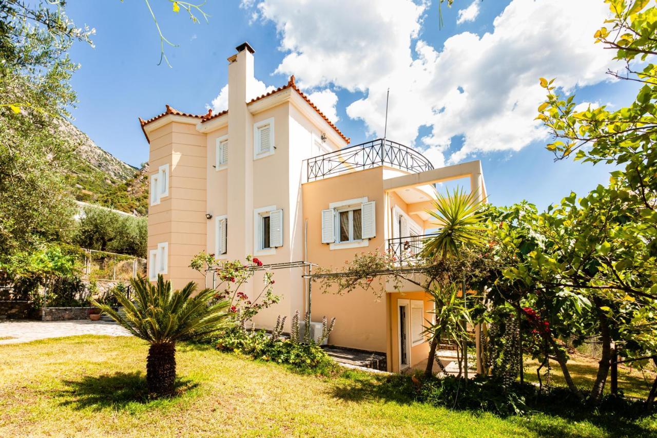 Verga Majestic Sunsets - Elegant & Secluded Retreat Kalamata Exterior photo